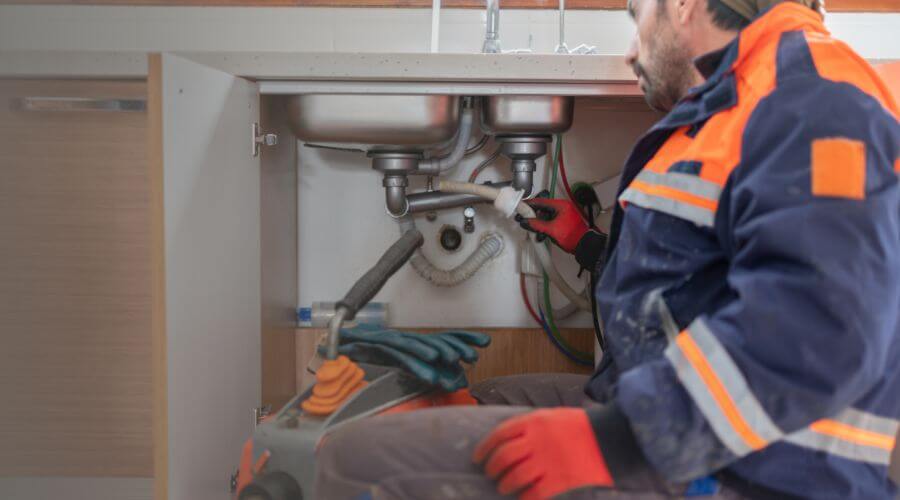 Professional slab leak plumber services in Commerce, TX